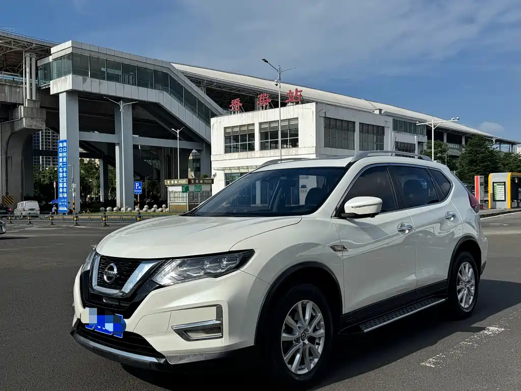 Nissan X-Trail 2021 — фото 1