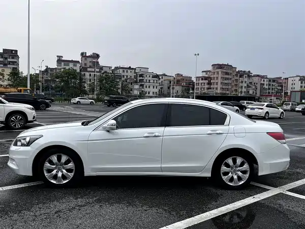 Honda Accord 2011