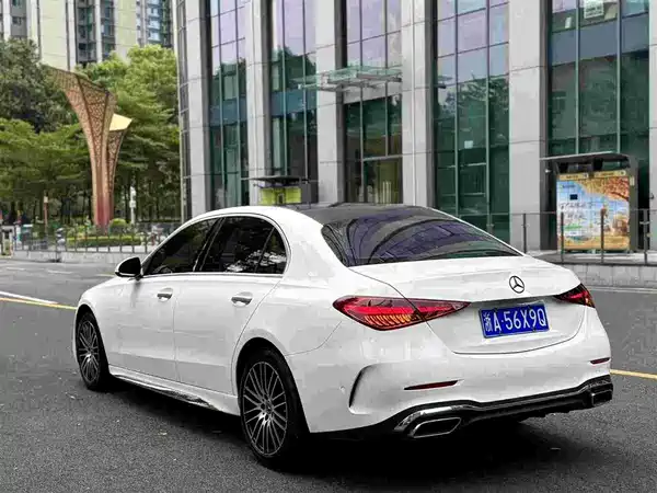 Mercedes-Benz C-Class 2022