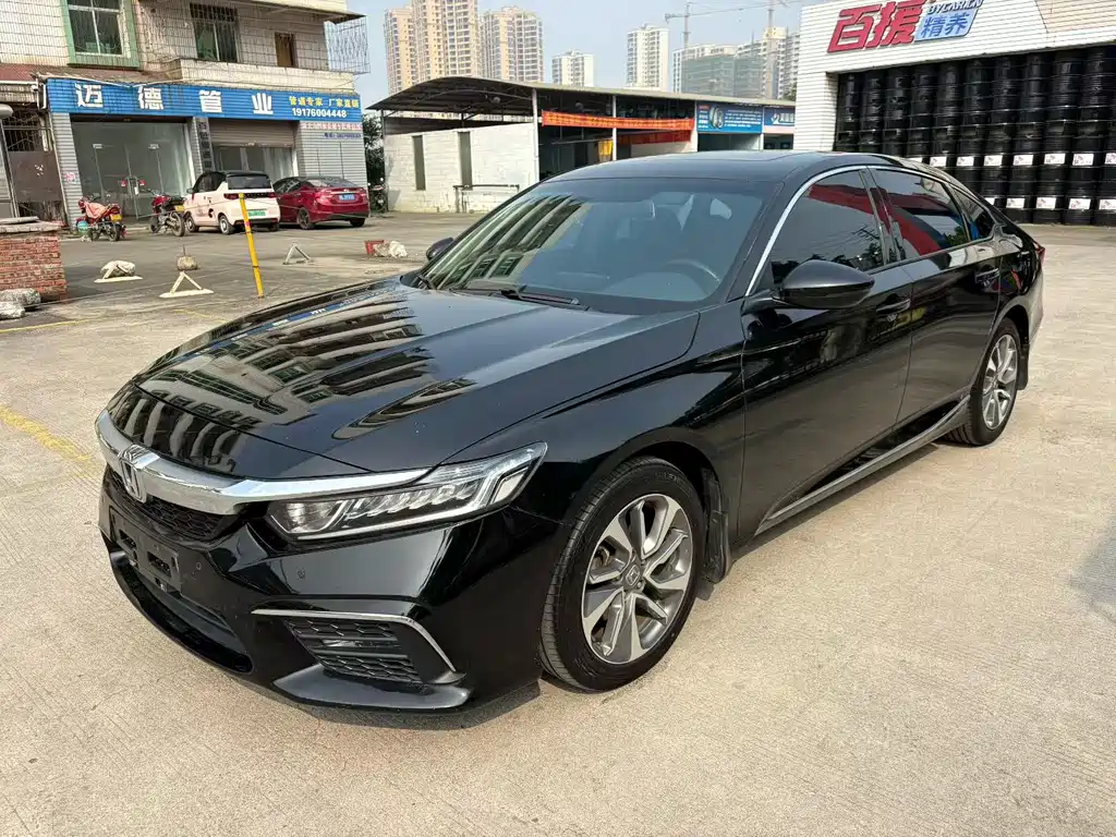 Honda Inspire 2021 — фото 3