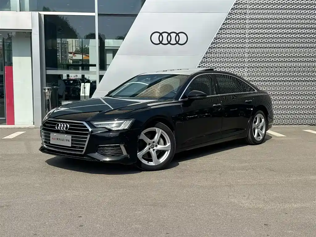 Audi A6L 2021 — фото 1