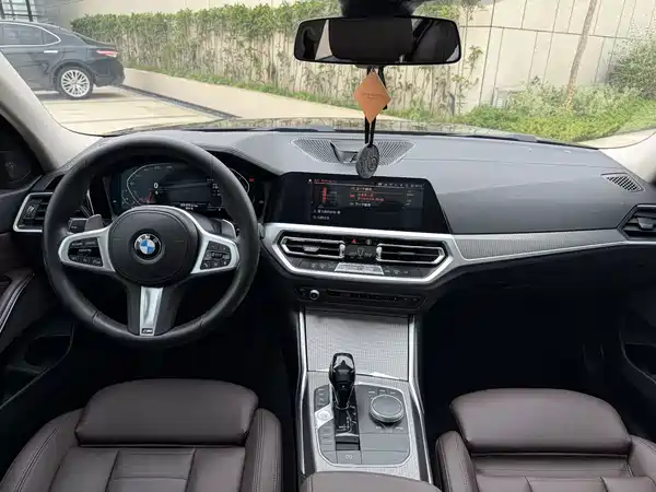 BMW 3 Series 2020