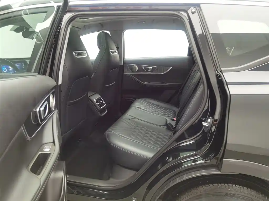 Chery Tiggo 7 PLUS 2025 — фото 15