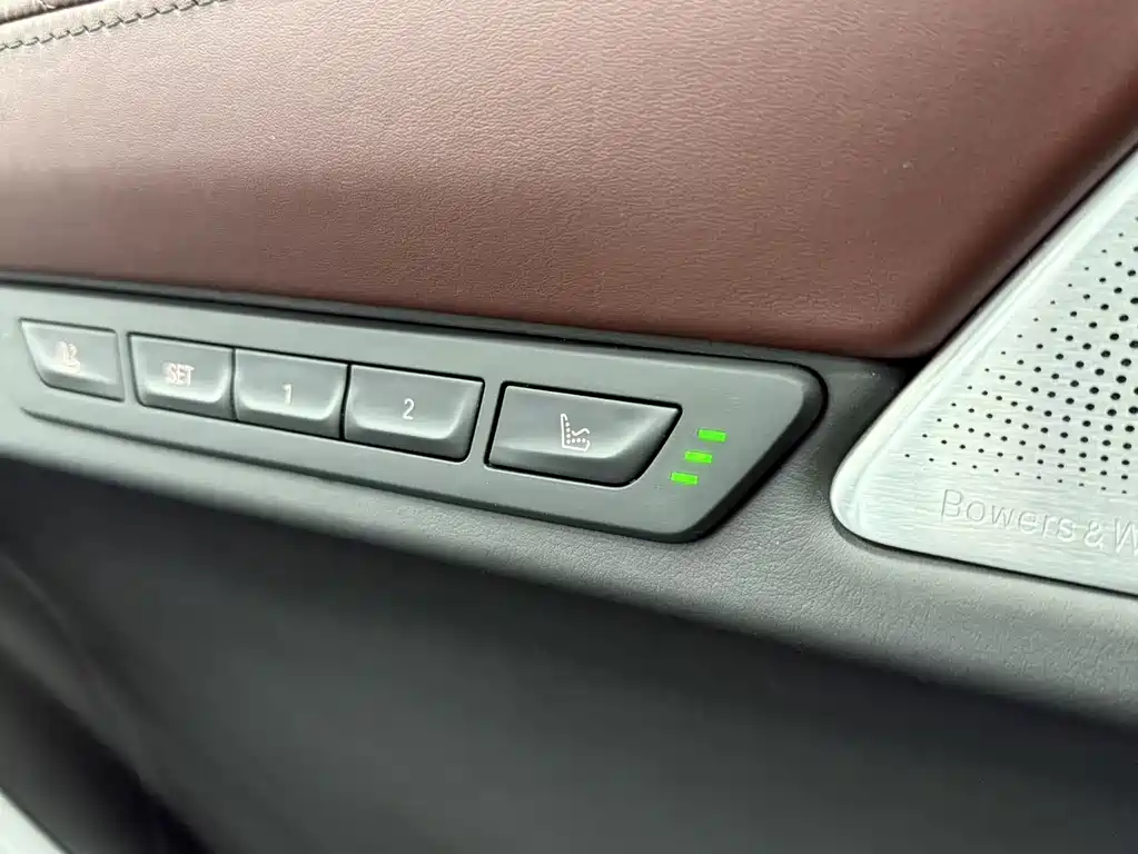 BMW 7 Series 2021 — фото 23