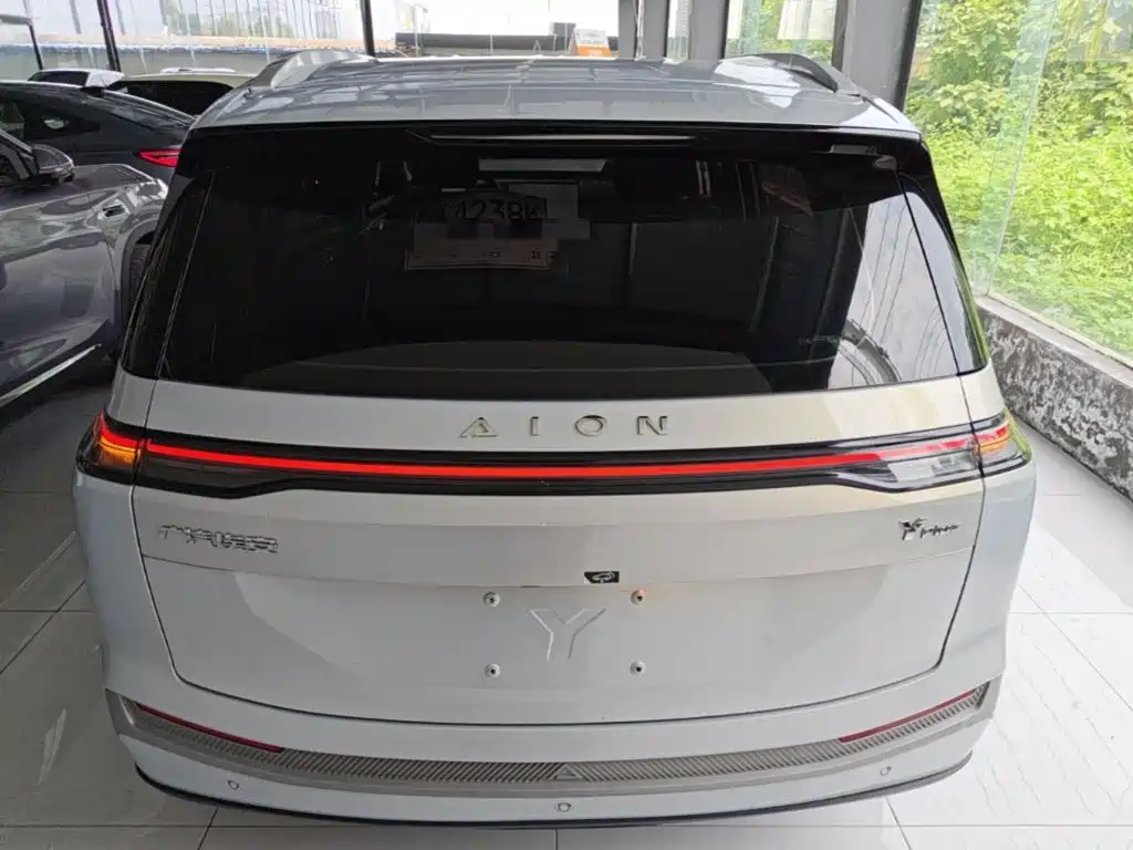 Aion Y 2024