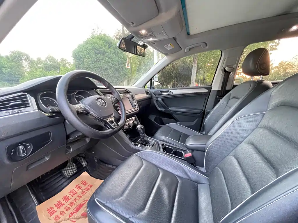 Volkswagen Tiguan L 2017 — фото 8
