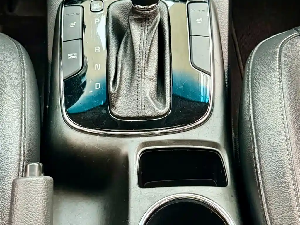 Kia K3 2019 — фото 19