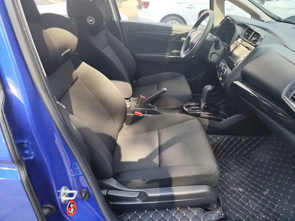 Honda Fit 2018 — фото 16
