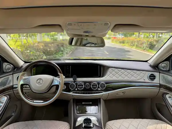 Mercedes-Benz Maybach S-Class 2015