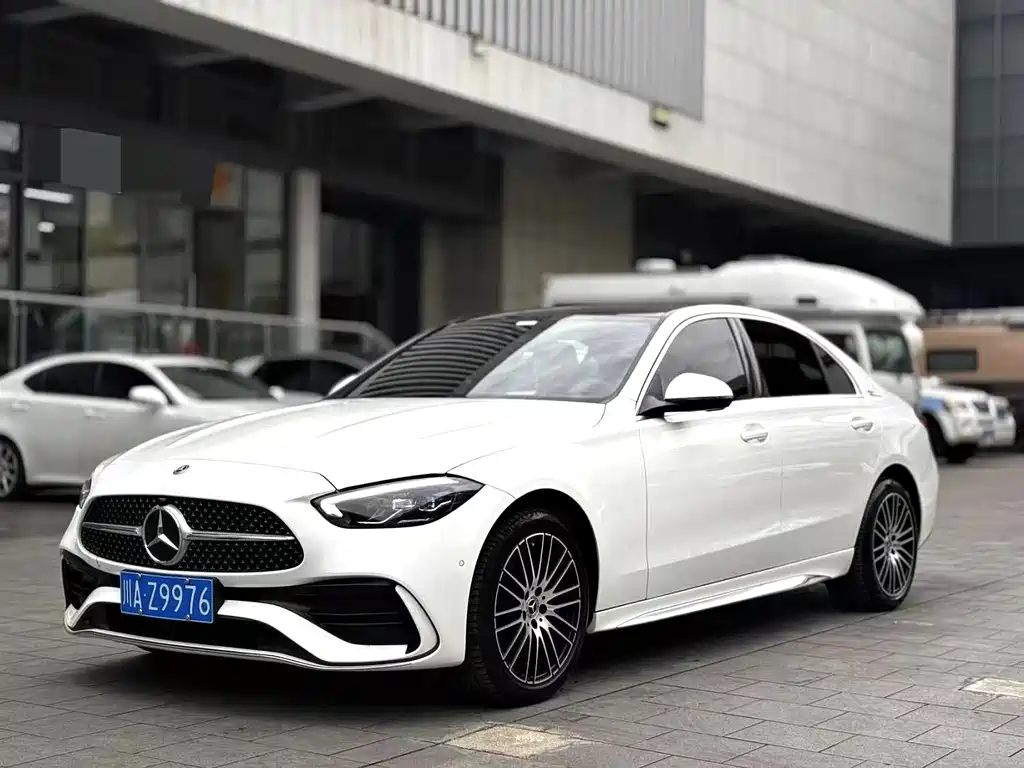 Mercedes-Benz C-Class 2024 — фото 1