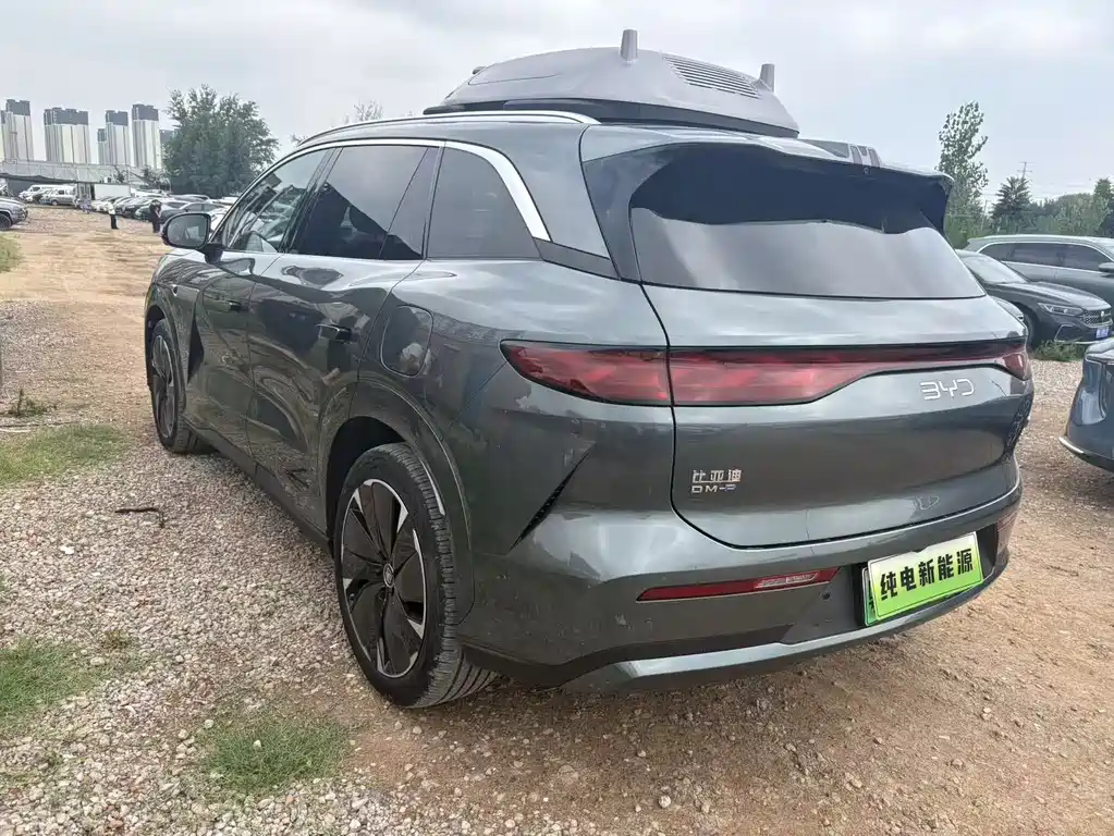 BYD Tang L 2025