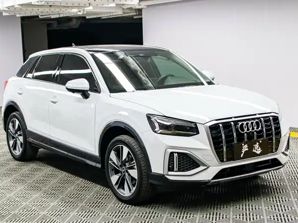 Audi Q2L 2022