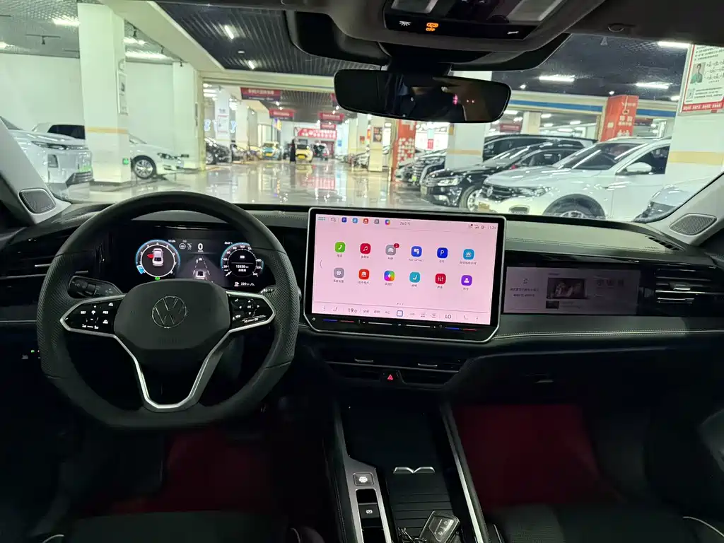 Volkswagen Magotan 2025