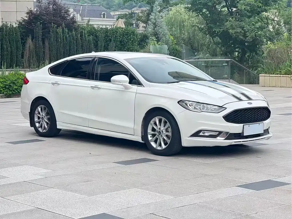 Ford Mondeo 2017 — фото 3