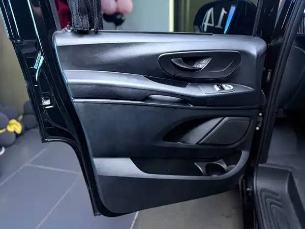 Mercedes-Benz Vito 2025