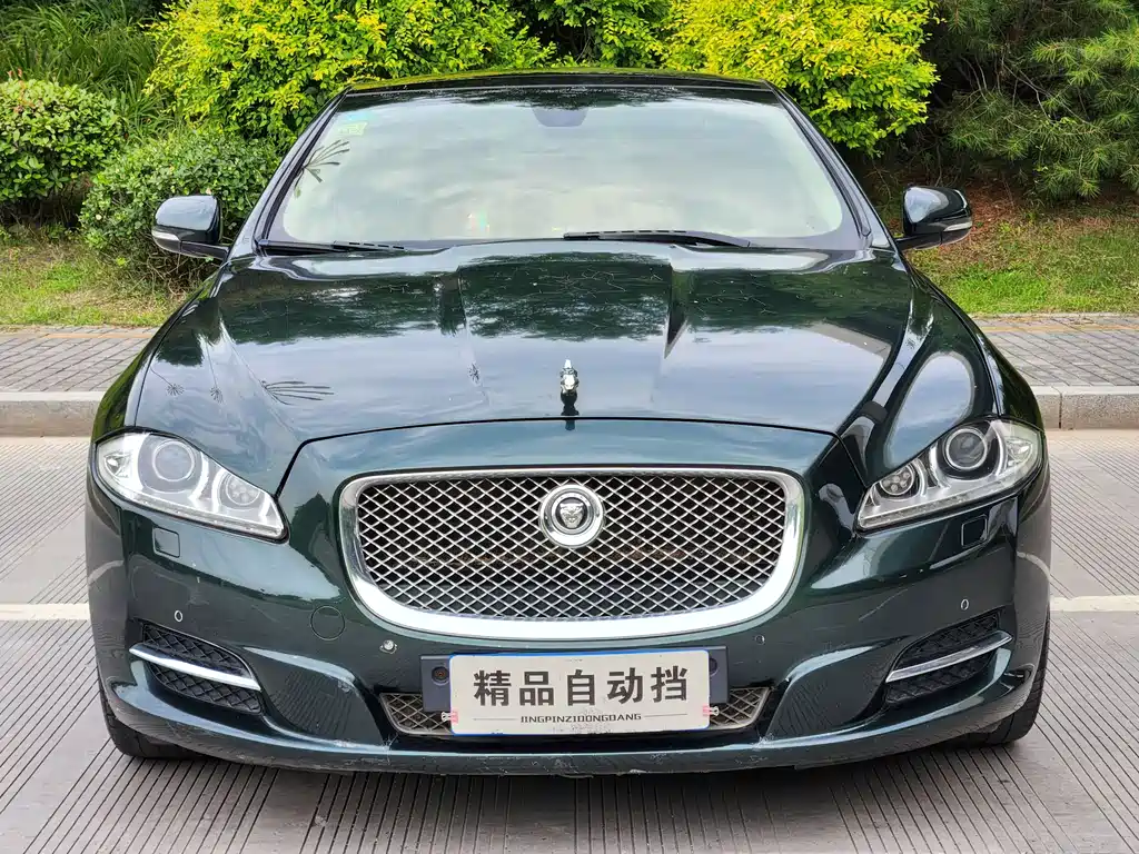 Jaguar XJ 2012