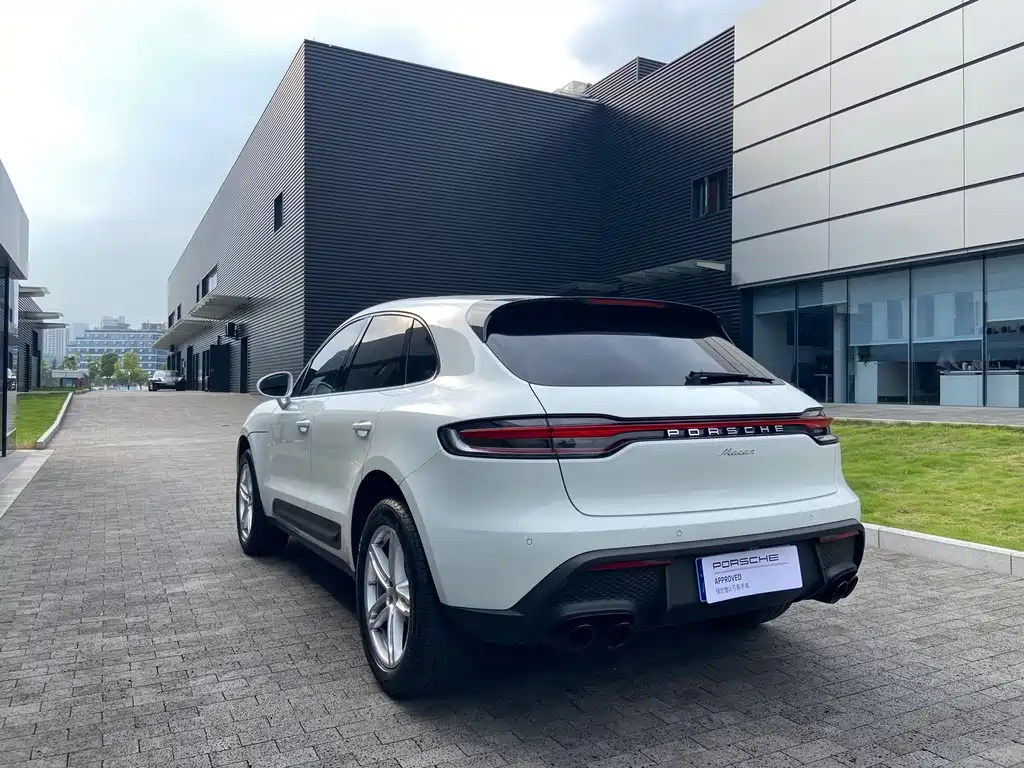Porsche Macan 2024 — фото 7