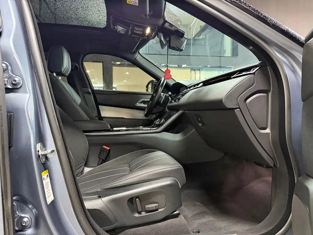 Land Rover Range Rover Velar 2019 — фото 9