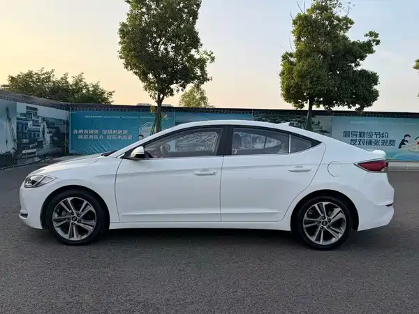 Hyundai Celesta 2016