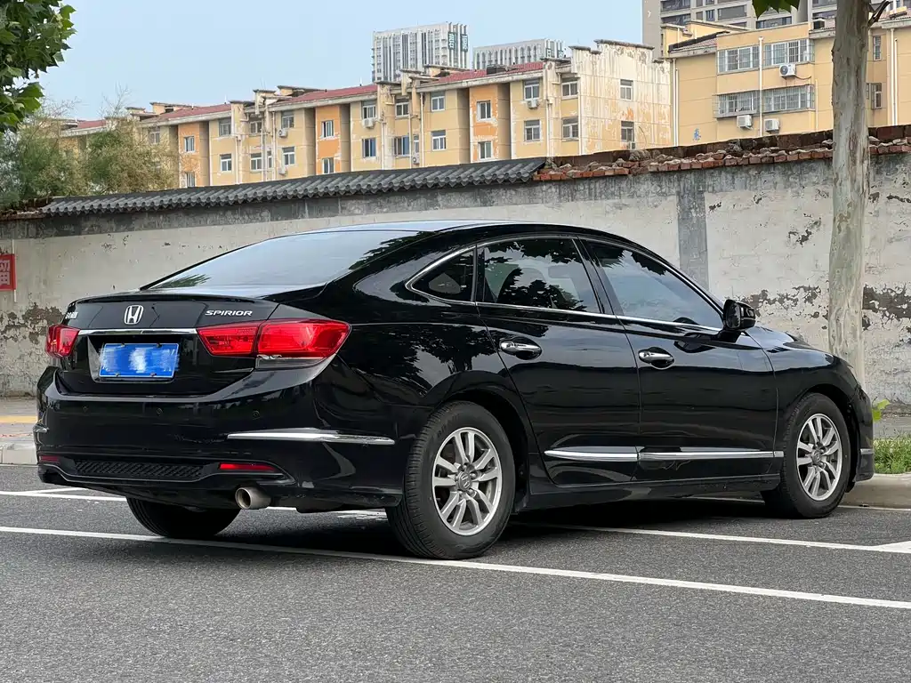 Honda Spirior 2017 — фото 9