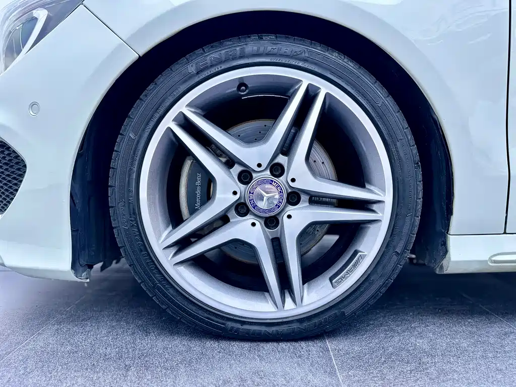 Mercedes-Benz CLA 2015 — фото 12