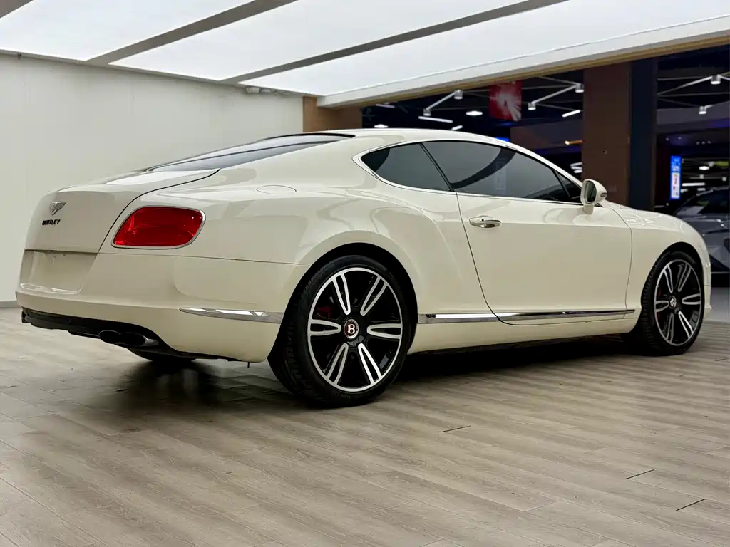 Bentley Continental 2014 — фото 9