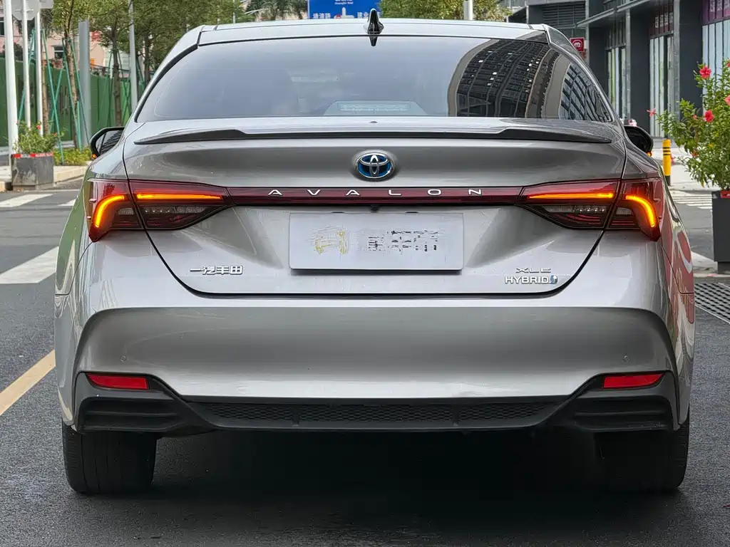 Toyota Avalon 2022 — фото 10