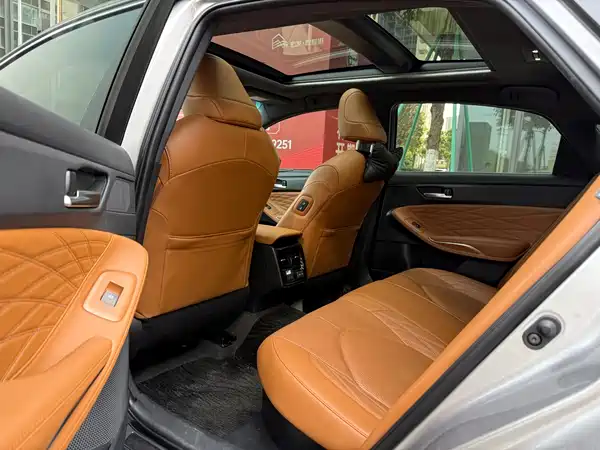 Toyota Avalon 2022