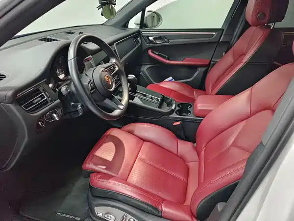 Porsche Macan 2023