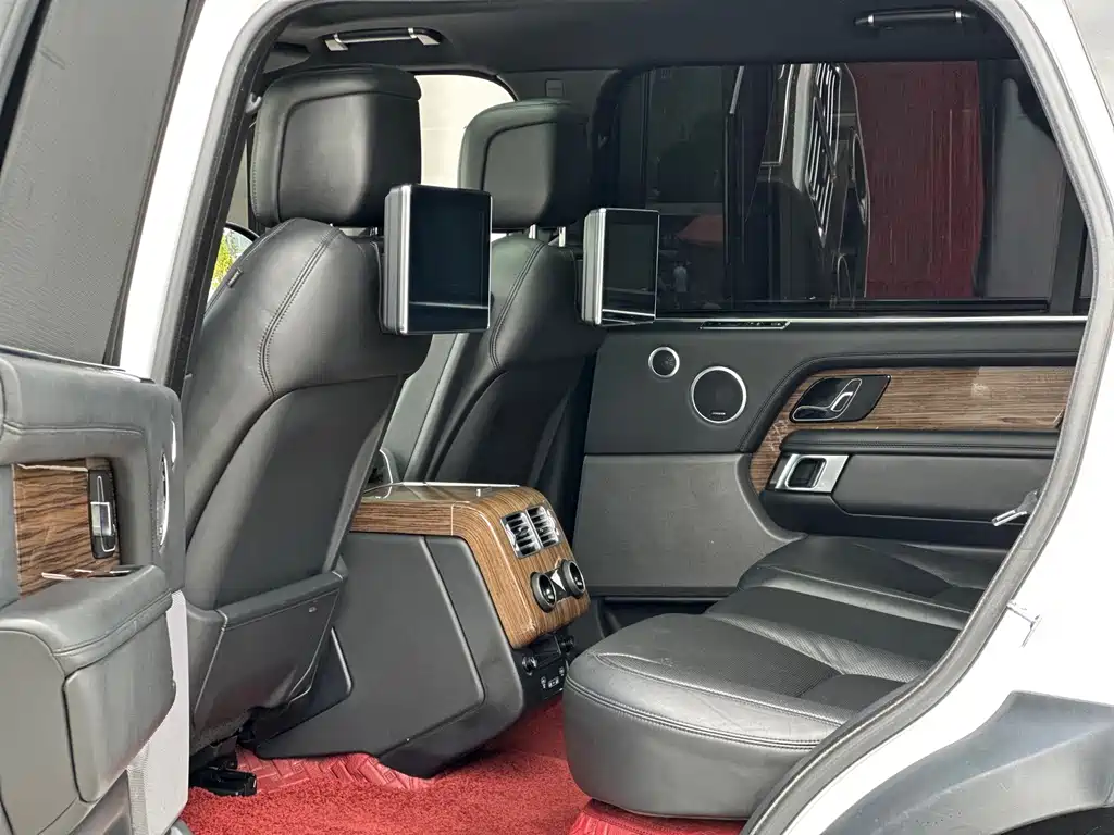 Land Rover Range Rover 2019 — фото 9