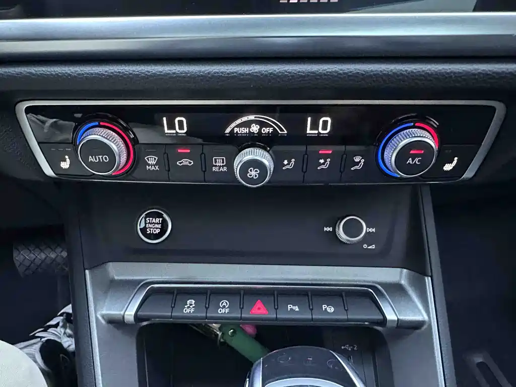 Audi Q3 2022 — фото 19