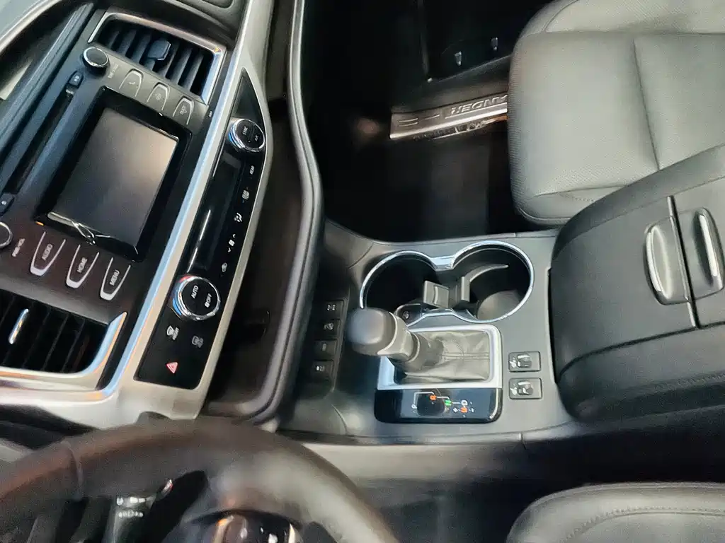 Toyota Highlander 2018 — фото 12