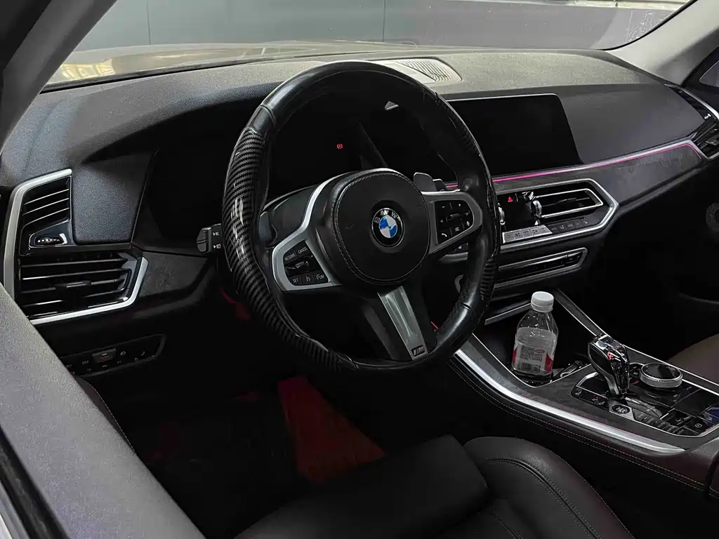 BMW X5 2019 — фото 11