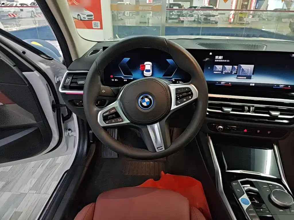 BMW i3 2023 — фото 11