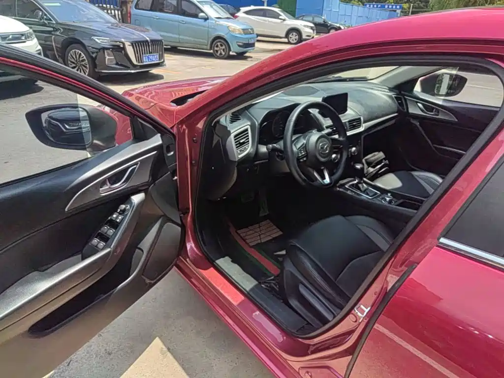 Mazda 3 Angkesela 2017 — фото 16