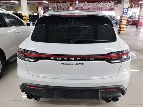 Porsche Macan 2022