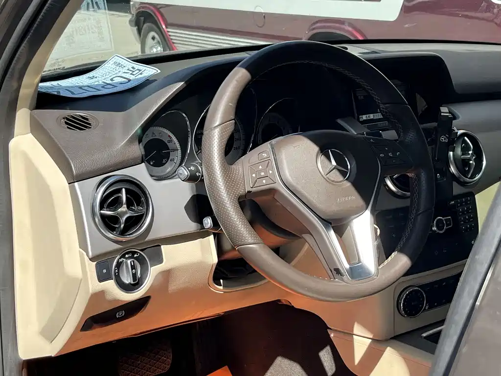 Mercedes-Benz GLK-Class 2013 — фото 18