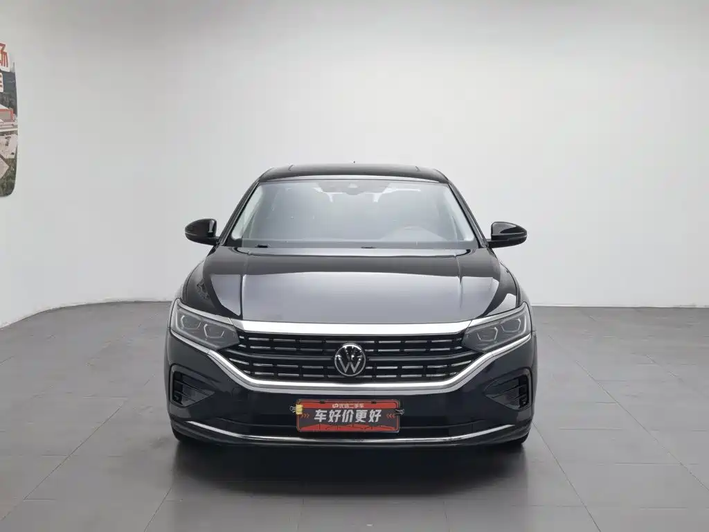 Volkswagen Passat 2022