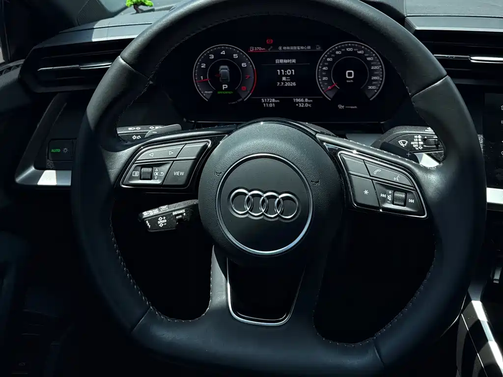 Audi A3 2021 — фото 12