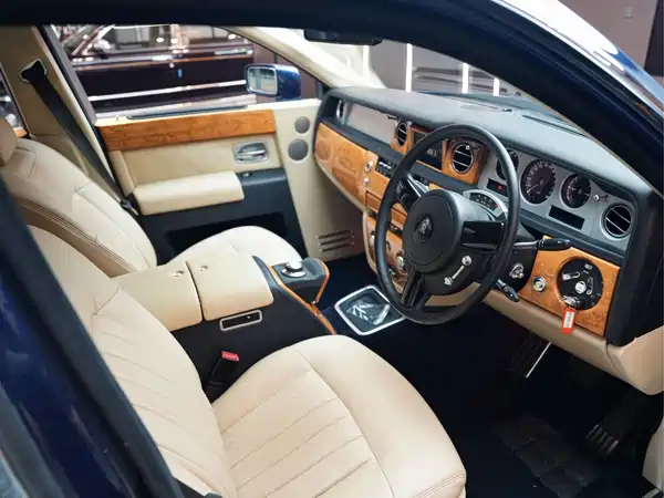 Rolls-Royce Phantom 2004