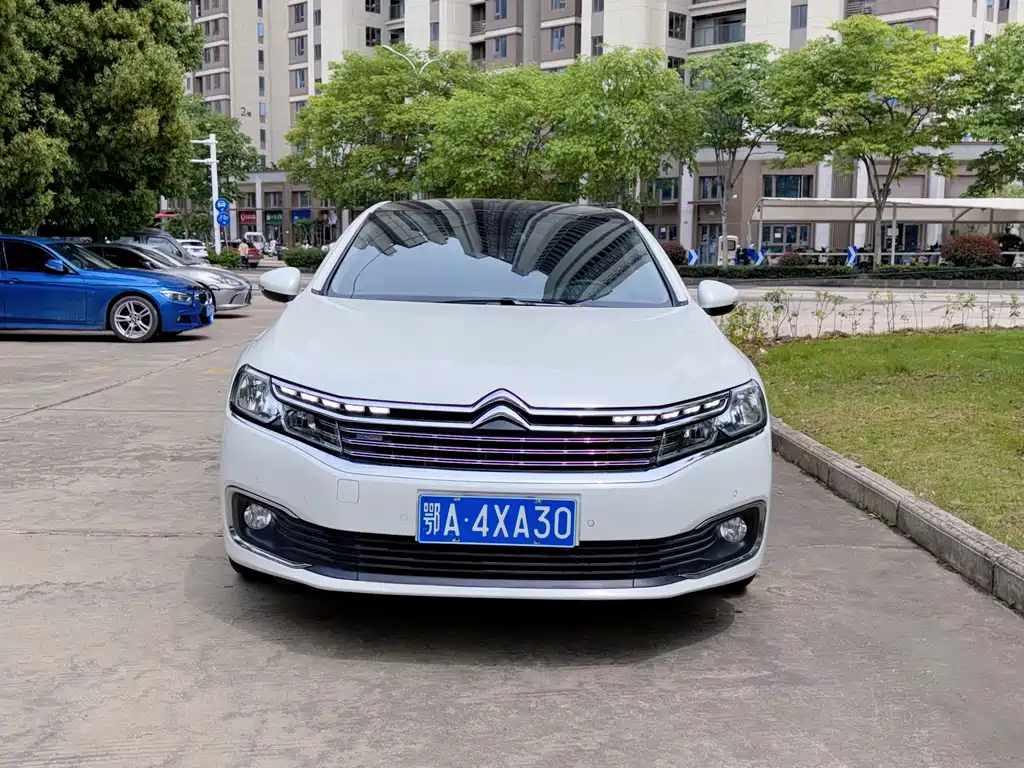 Citroën C6 2018 — фото 2