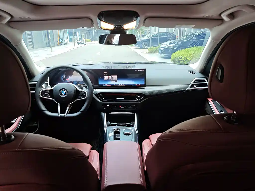 BMW 3 Series 2025