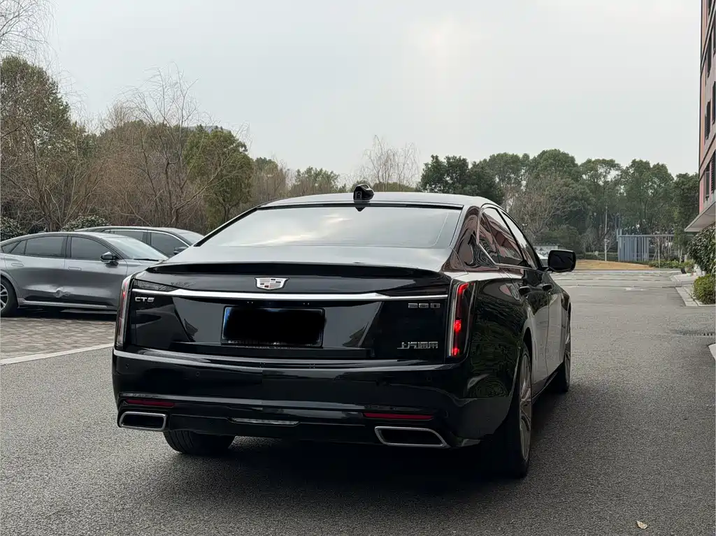 Cadillac CT6 2023 — фото 15