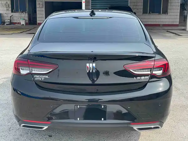 Buick Regal 2025