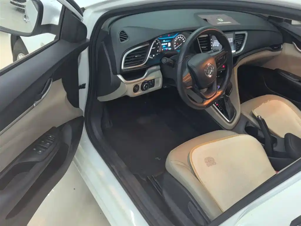 Buick Excelle 2017 — фото 16