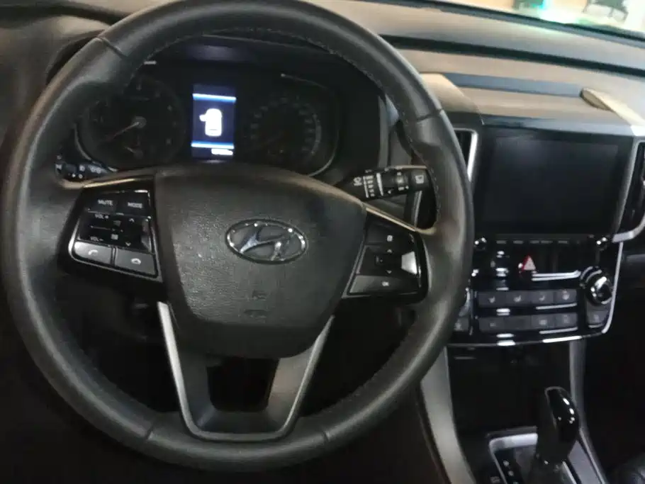 Hyundai ix35 2018 — фото 12