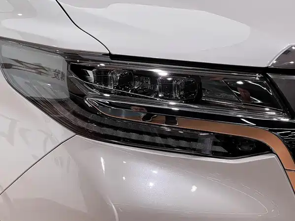 Toyota Alphard 2022