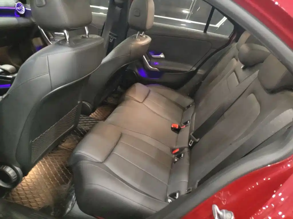 Mercedes-Benz A-Class 2022 — фото 17