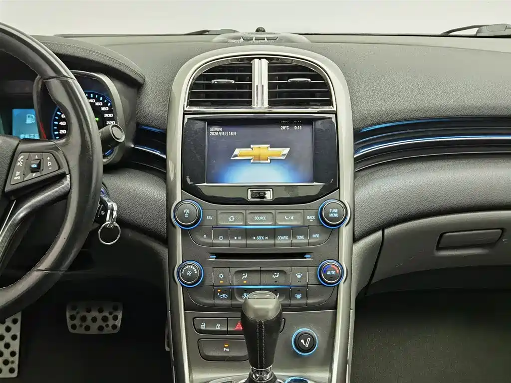 Chevrolet Malibu 2013 — фото 12