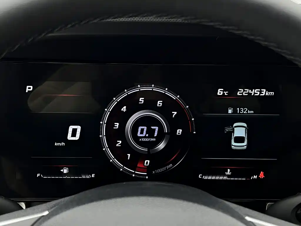 Hyundai Elantra 2023 — фото 9